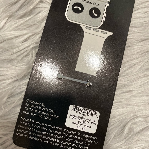 I.N.C. Rainbow Chevron Silicone Apple 42mm - Picture 5 of 6